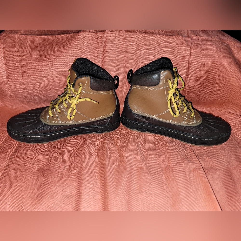 Nike ACG Woodside Boots 3y Brown Youth Unisex 415079-200 like new worn 1x inside - Picture 11 of 11